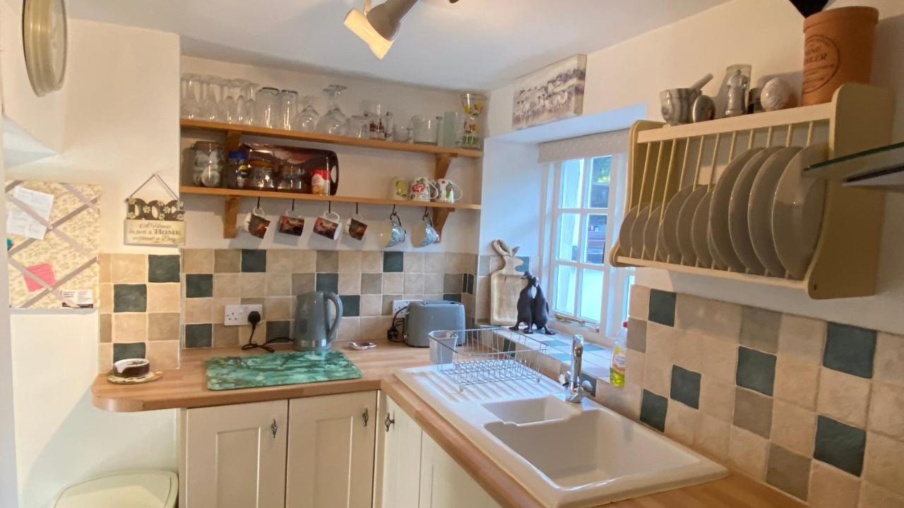 Cosy Nook Thatched With Exmoor Views Holiday home